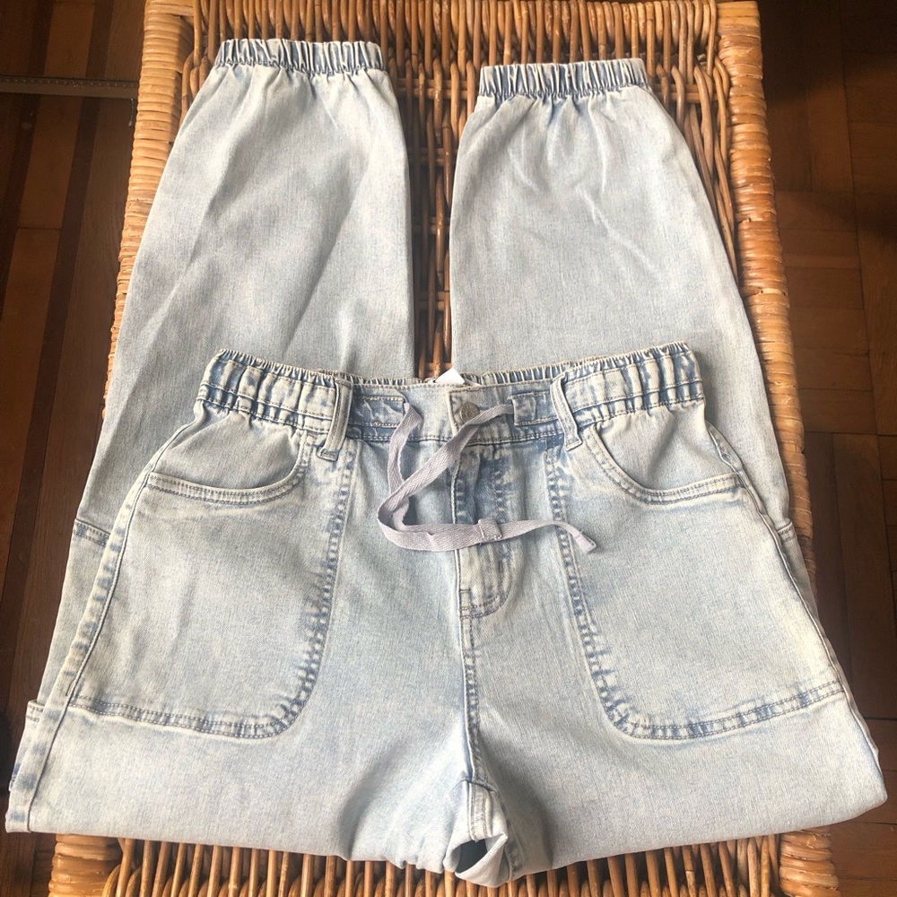 CELEBRITY CARGO DENIM JOGGERS 🩵